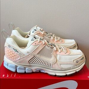 Nike Vomero 5 GS Pearl White IH7339-001 Size 3.5